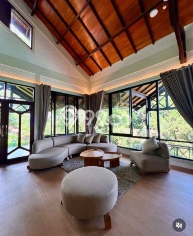 Vila Kawasan , Luas 3960m2m², Ideal untuk hunian keluarga Vila Kawasan , Luas 3960m2m², Ideal untuk hunian keluarga