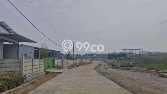 FOR SALE! Pabrik di Cisauk Tangerang, LT 600m2, LB 216m2 FOR SALE! Pabrik di Cisauk Tangerang, LT 600m2, LB 216m2