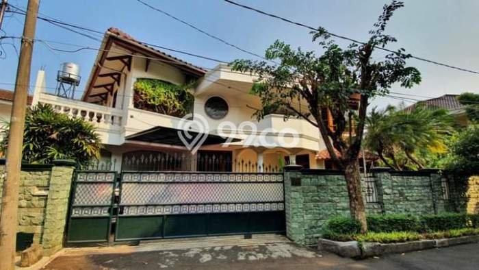 Dijual Rumah Mewah Exclusive di Kebayoran Lama, Jakarta Selatan Dijual Rumah Mewah Exclusive di Kebayoran Lama, Jakarta Selatan