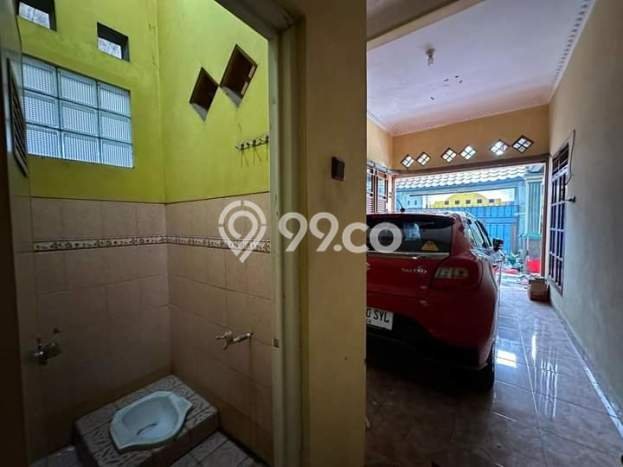 Siap Huni Rumah Mewah 6 Kamar di Jagakarsa Dekat ke Mana Pun Siap Huni Rumah Mewah 6 Kamar di Jagakarsa Dekat ke Mana Pun