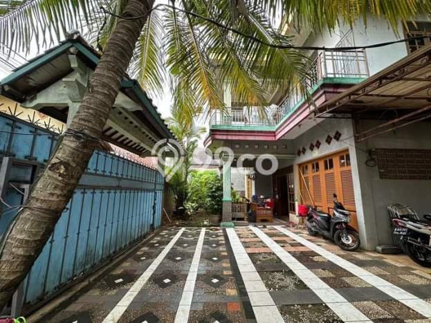 Siap Huni Rumah Mewah 6 Kamar di Jagakarsa Dekat ke Mana Pun Siap Huni Rumah Mewah 6 Kamar di Jagakarsa Dekat ke Mana Pun