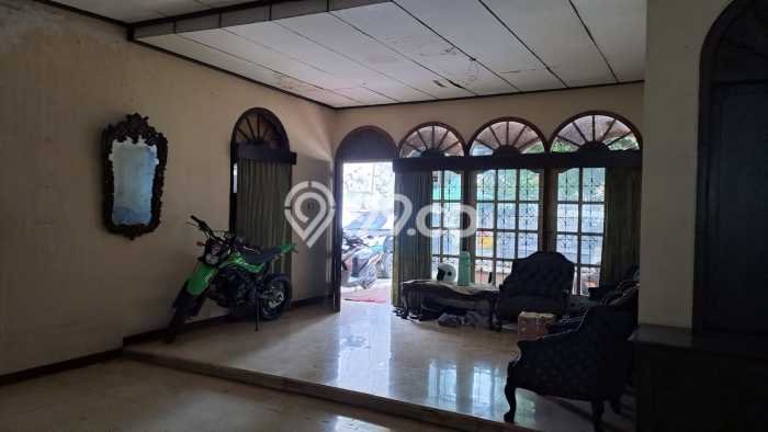 Rumah Luxury Modern Siap Huni di Petukangan Jakarta Selatan Rumah Luxury Modern Siap Huni di Petukangan Jakarta Selatan