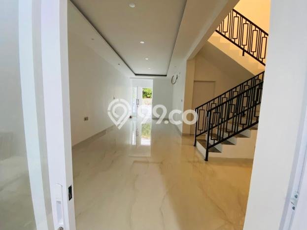 Hunian Strategis 5 KT LB 350m2 Kondisi Bagus di Kreo Hunian Strategis 5 KT LB 350m2 Kondisi Bagus di Kreo
