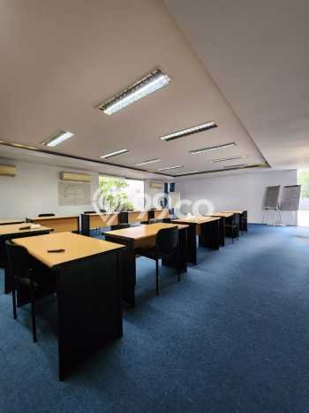 Unit Kantor Dijual di Jakarta Selatan LT 1848m2 & LB 1100m2 Unit Kantor Dijual di Jakarta Selatan LT 1848m2 & LB 1100m2