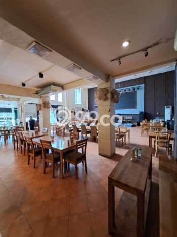 Dijual! Komersial di Gandaria Jakarta Selatan LT 600m2 / LB 500m2 Kawasan Strategis Dijual! Komersial di Gandaria Jakarta Selatan LT 600m2 / LB 500m2 Kawasan Strategis
