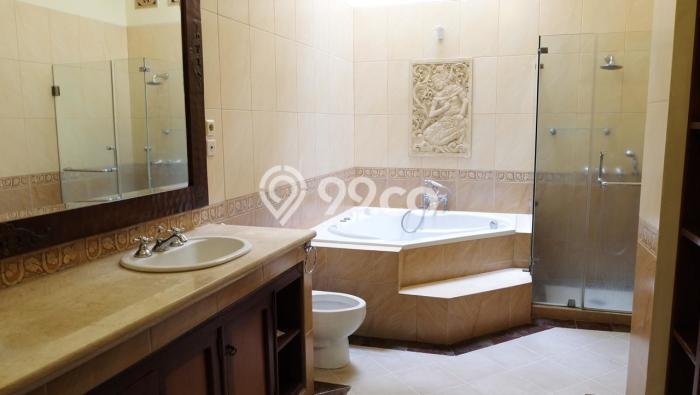 Sewa Rumah Murah di Gandaria Jakarta Selatan dengan 3 KT Sewa Rumah Murah di Gandaria Jakarta Selatan dengan 3 KT
