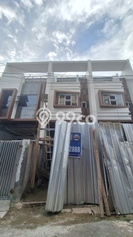 Rumah Luas Asri 3 KT Siap Pakai di Tanjung Duren Jakarta Barat Rumah Luas Asri 3 KT Siap Pakai di Tanjung Duren Jakarta Barat