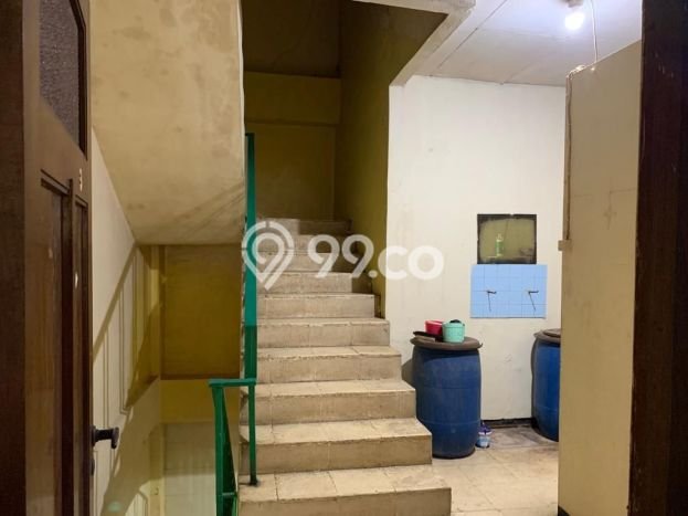 Ruko Dijual di Kebon Jeruk LT 66m2, LB 248m2 untuk Investasi Ruko Dijual di Kebon Jeruk LT 66m2, LB 248m2 untuk Investasi