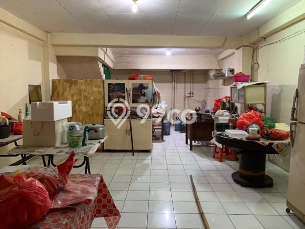 Ruko Dijual di Kebon Jeruk LT 66m2, LB 248m2 untuk Investasi Ruko Dijual di Kebon Jeruk LT 66m2, LB 248m2 untuk Investasi