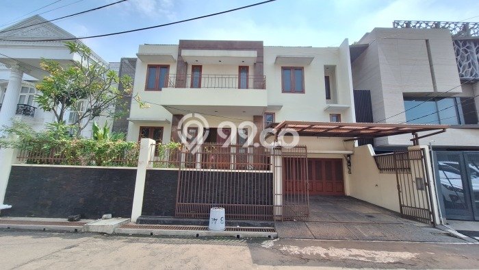 Disewakan! Rumah 4 Kamar Tidur &
4 Kamar Mandi di Tomang, Jakarta Barat Disewakan! Rumah 4 Kamar Tidur &
4 Kamar Mandi di Tomang, Jakarta Barat