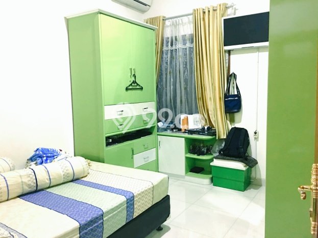 Rumah Menguntungkan di Pusat Kota Tlaga Bodas, Semarang - 5 Kamar Tidur Rumah Menguntungkan di Pusat Kota Tlaga Bodas, Semarang - 5 Kamar Tidur