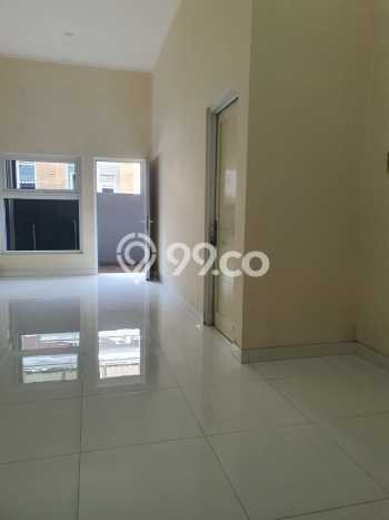 Rumah Modern 3 KT di Tanah Mas Semarang Semi Furnished Rumah Modern 3 KT di Tanah Mas Semarang Semi Furnished