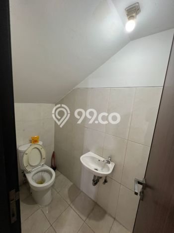 Disewakan Cepat Rumah Kondisi Baik di Area Cengkareng, Jakarta Barat Disewakan Cepat Rumah Kondisi Baik di Area Cengkareng, Jakarta Barat