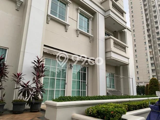 Apartemen Disewakan 3 Kamar Hemat Siap Huni di Jakarta Selatan, Luas 344m2 Apartemen Disewakan 3 Kamar Hemat Siap Huni di Jakarta Selatan, Luas 344m2