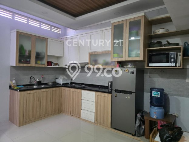 Jual Rumah Luas Elegan Dengan View Eksklusif di Rawamangun, Jakarta Timur Jual Rumah Luas Elegan Dengan View Eksklusif di Rawamangun, Jakarta Timur
