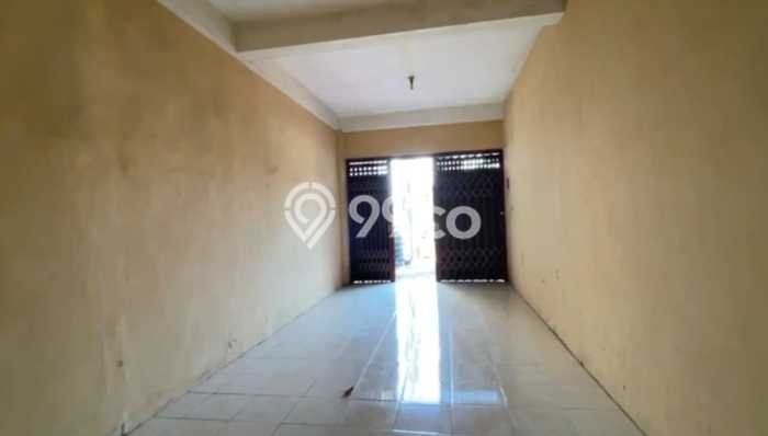 Unit Ruko Dijual di Taman Sidoarjo Luas Tanah 116m2, Luas Bangunan 96m2 Unit Ruko Dijual di Taman Sidoarjo Luas Tanah 116m2, Luas Bangunan 96m2