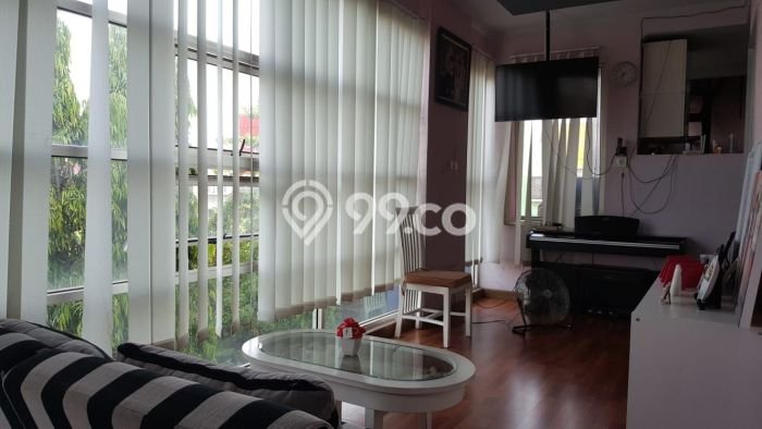 Unit Ruko Dijual di Jakarta Barat LT 66m2 & LB 230m2 Unit Ruko Dijual di Jakarta Barat LT 66m2 & LB 230m2