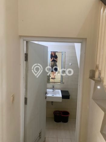 Sewa cepat rumah minimalis strategis 5 Kamar di Cengkareng, Jakarta Barat Sewa cepat rumah minimalis strategis 5 Kamar di Cengkareng, Jakarta Barat