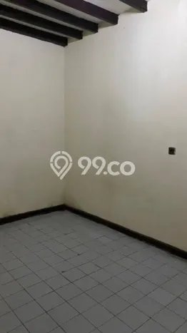 SPECIAL LISTING! Rumah di Antapani, 5 KT, Dekat Fasilitas, Luas 160m² LB 210m² SPECIAL LISTING! Rumah di Antapani, 5 KT, Dekat Fasilitas, Luas 160m² LB 210m²