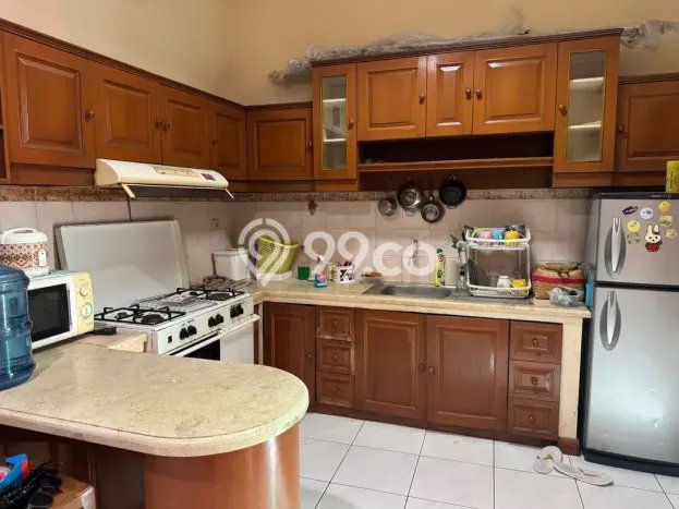 LOKASI STRATEGIS! Rumah di panyileukan, Dekat Tol, 2 KM, LT 128m2m² Bangunan 160m2m² LOKASI STRATEGIS! Rumah di panyileukan, Dekat Tol, 2 KM, LT 128m2m² Bangunan 160m2m²