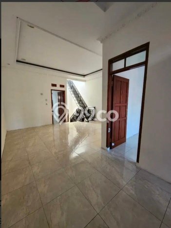 Rumah Cantik Siap Pakai Di Cimahi Selatan Luas 120m2 Aman Rumah Cantik Siap Pakai Di Cimahi Selatan Luas 120m2 Aman