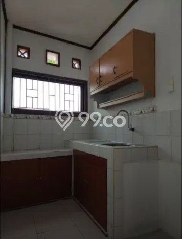 Rumah Asri di Cidadap, 2 KM, Lingkungan Strategis, LT 100m² LB 160m² Rumah Asri di Cidadap, 2 KM, Lingkungan Strategis, LT 100m² LB 160m²