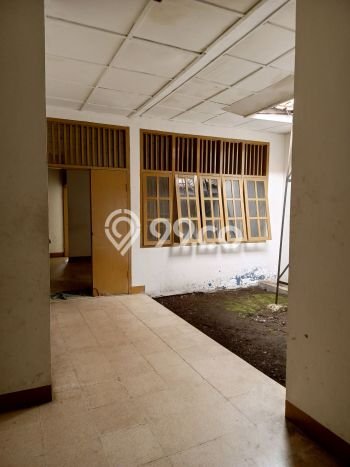 Rumah di Cibeunying, 3 KM, Design Modern, LT 290m² LB 270m² Rumah di Cibeunying, 3 KM, Design Modern, LT 290m² LB 270m²