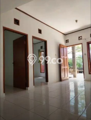 Rumah Asri di Cidadap, 2 KM, Lingkungan Strategis, LT 100m² LB 160m² Rumah Asri di Cidadap, 2 KM, Lingkungan Strategis, LT 100m² LB 160m²