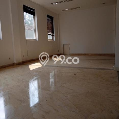 Unit Komersial Disewa Lokasi Sukajadi, Bandung Spesifikasi Luas Bangunan 2000m2 Unit Komersial Disewa Lokasi Sukajadi, Bandung Spesifikasi Luas Bangunan 2000m2