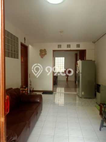 PENAWARAN TERBATAS! Rumah Premium di Setra Duta, LT 119m² Bangunan 170m² PENAWARAN TERBATAS! Rumah Premium di Setra Duta, LT 119m² Bangunan 170m²