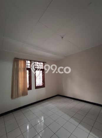 PRIME PROPERTY! Rumah area Taman Kopo Indah, 2 KM, Lingkungan Elite, Luas 140m² LB 150m² PRIME PROPERTY! Rumah area Taman Kopo Indah, 2 KM, Lingkungan Elite, Luas 140m² LB 150m²