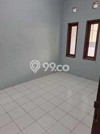 Rumah area Taman Kopo Indah, Dekat Tol, 2 KM, Luas 135m² LB 135m² Rumah area Taman Kopo Indah, Dekat Tol, 2 KM, Luas 135m² LB 135m²