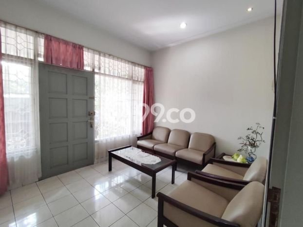 Rumah Lokasi Strategis di Pajajaran, Bandung, LT 402m² Bangunan 473m² Rumah Lokasi Strategis di Pajajaran, Bandung, LT 402m² Bangunan 473m²