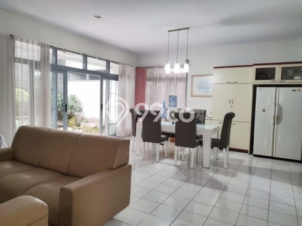 Rumah Lokasi Strategis di Pajajaran, Bandung, LT 402m² Bangunan 473m² Rumah Lokasi Strategis di Pajajaran, Bandung, LT 402m² Bangunan 473m²