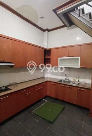Rumah Siap Huni di Setiabudi, Bandung, LT 404m² LB 350m² Rumah Siap Huni di Setiabudi, Bandung, LT 404m² LB 350m²