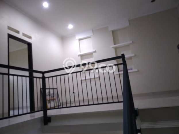 HOT LISTING! Rumah Untuk Investasi di Sarijadi, Luas 98m² LB 147m² HOT LISTING! Rumah Untuk Investasi di Sarijadi, Luas 98m² LB 147m²
