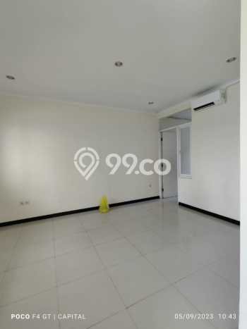 SPECIAL PRICE! Rumah di Taman Kopo Indah, 3 KT, Akses Mudah Fasilitas Umum, Luas 90m² Bangunan 108m² SPECIAL PRICE! Rumah di Taman Kopo Indah, 3 KT, Akses Mudah Fasilitas Umum, Luas 90m² Bangunan 108m²