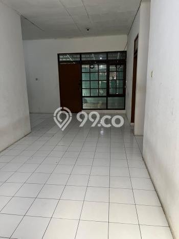 PENAWARAN EKSKLUSIF! Rumah di Taman Kopo Indah, 1 KM, Lingkungan Elite, Luas 162m² LB 100m² PENAWARAN EKSKLUSIF! Rumah di Taman Kopo Indah, 1 KM, Lingkungan Elite, Luas 162m² LB 100m²