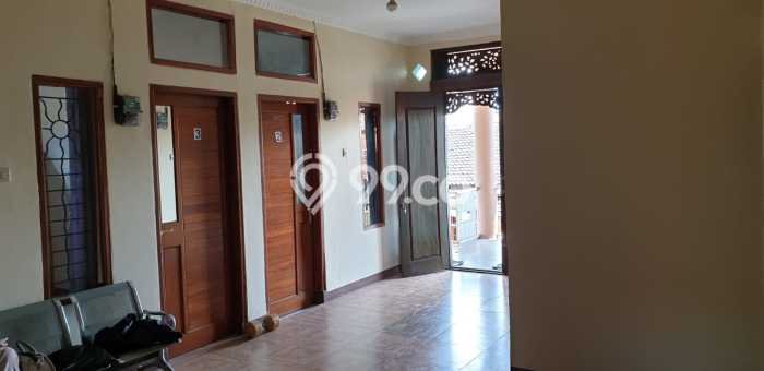LOKASI PREMIUM! Rumah area Kiaracondong, 9 KT, Area Tenang, Luas 152m² LB 153m² LOKASI PREMIUM! Rumah area Kiaracondong, 9 KT, Area Tenang, Luas 152m² LB 153m²