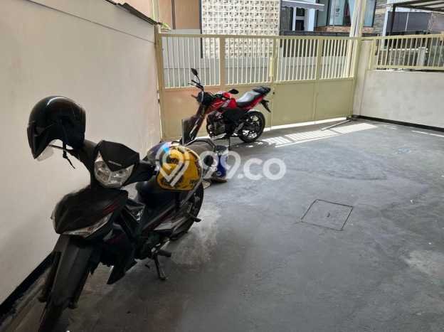 Dijual Rumah Kost di Pasteur, Bandung, 18 KT, 18 KM, Bangunan 270m2 Dijual Rumah Kost di Pasteur, Bandung, 18 KT, 18 KM, Bangunan 270m2
