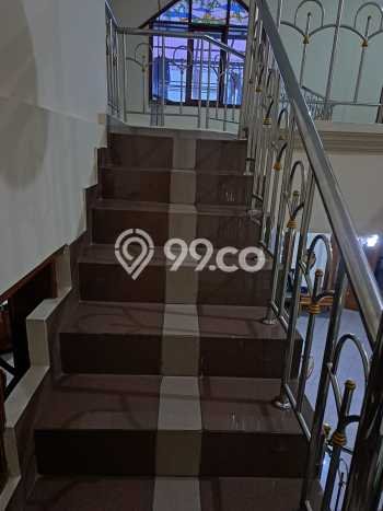 Rumah Eksklusif Siap Huni LT 300m2 di Astanaanyar, Bandung Rumah Eksklusif Siap Huni LT 300m2 di Astanaanyar, Bandung
