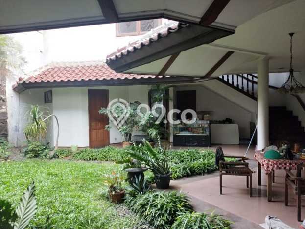 Dijual Rumah Luas Elegan Dengan View Cantik di Sayap Dago, Bandung Dijual Rumah Luas Elegan Dengan View Cantik di Sayap Dago, Bandung