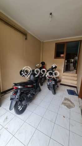 Sewa Rumah Murah di Setra Duta Bandung Punya 3 Kamar Tidur Sewa Rumah Murah di Setra Duta Bandung Punya 3 Kamar Tidur