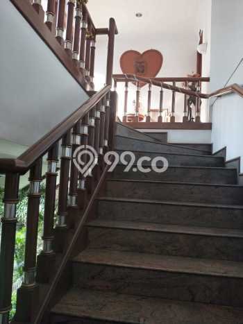 Dijual Rumah Luas Elegan Dengan View Cantik di Sayap Dago, Bandung Dijual Rumah Luas Elegan Dengan View Cantik di Sayap Dago, Bandung