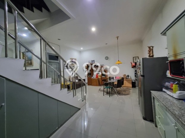 Rumah Luxury Modern Siap Huni di Muara Karang Jakarta Utara Rumah Luxury Modern Siap Huni di Muara Karang Jakarta Utara
