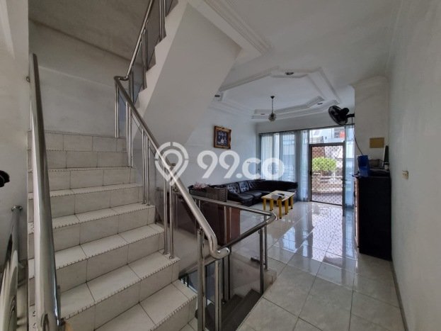 Rumah Luxury Modern Siap Huni di Muara Karang Jakarta Utara Rumah Luxury Modern Siap Huni di Muara Karang Jakarta Utara