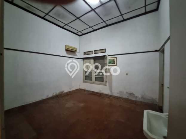 Ready to Use! Luxury House LT 450m2 Desain Modern di Bandung Kota Ready to Use! Luxury House LT 450m2 Desain Modern di Bandung Kota