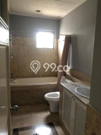 Hunian Apartemen High-Class untuk Dijual di Jakarta Barat dengan 4 BR & 3 Kamar Mandi Hunian Apartemen High-Class untuk Dijual di Jakarta Barat dengan 4 BR & 3 Kamar Mandi