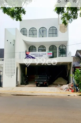 Area Strategis! Disewakan Komersial Lokasi Serpong, Tangerang Selatan Cocok untuk Bisnis Area Strategis! Disewakan Komersial Lokasi Serpong, Tangerang Selatan Cocok untuk Bisnis