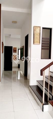 Jarang Ada! Rumah Kontrakan 4 Kamar Nyaman Siap Huni BSD Anggrek Loka Jarang Ada! Rumah Kontrakan 4 Kamar Nyaman Siap Huni BSD Anggrek Loka